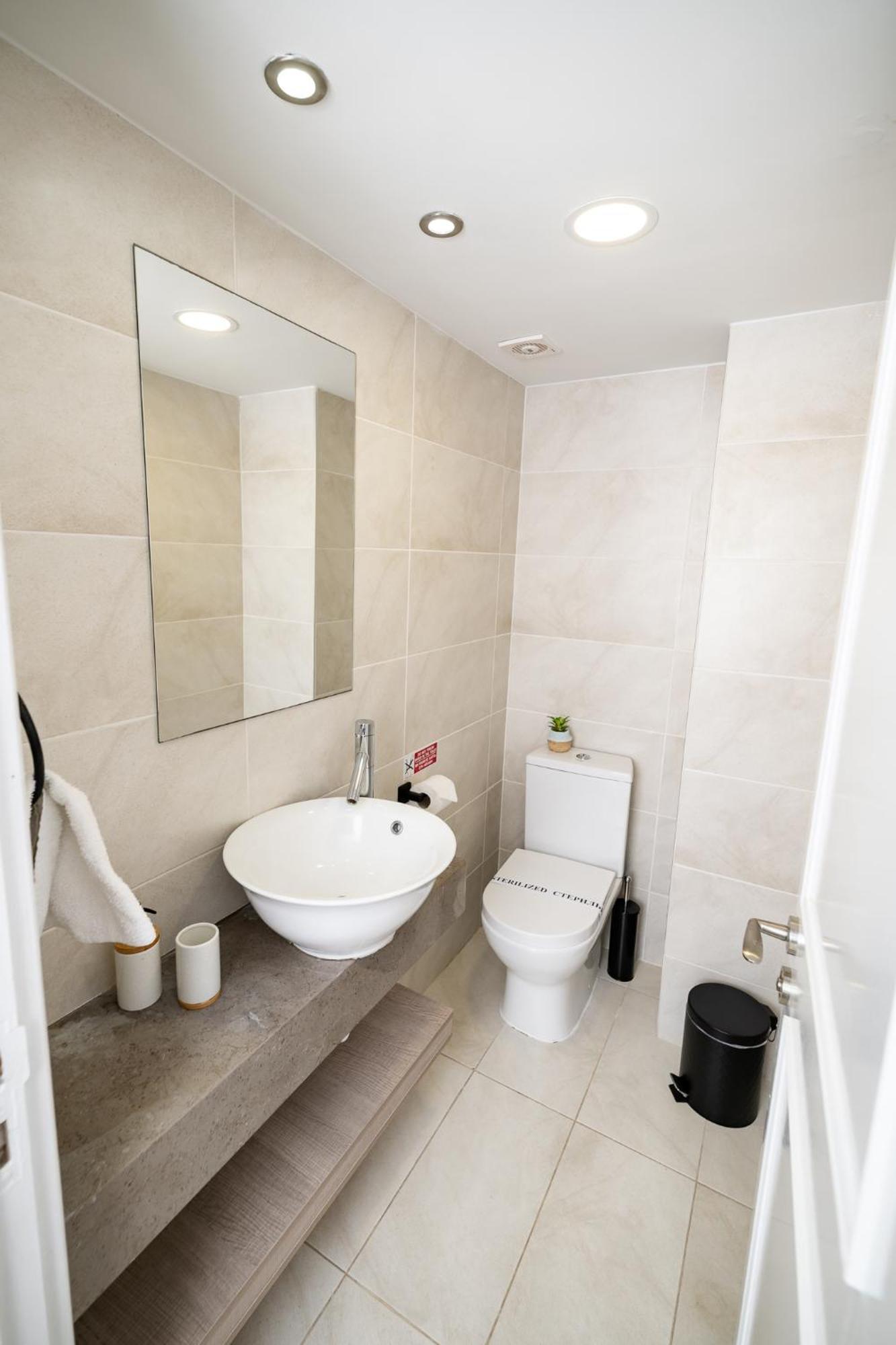 Lazuli Beachfront Sea View Ap144 Larnaca Dış mekan fotoğraf